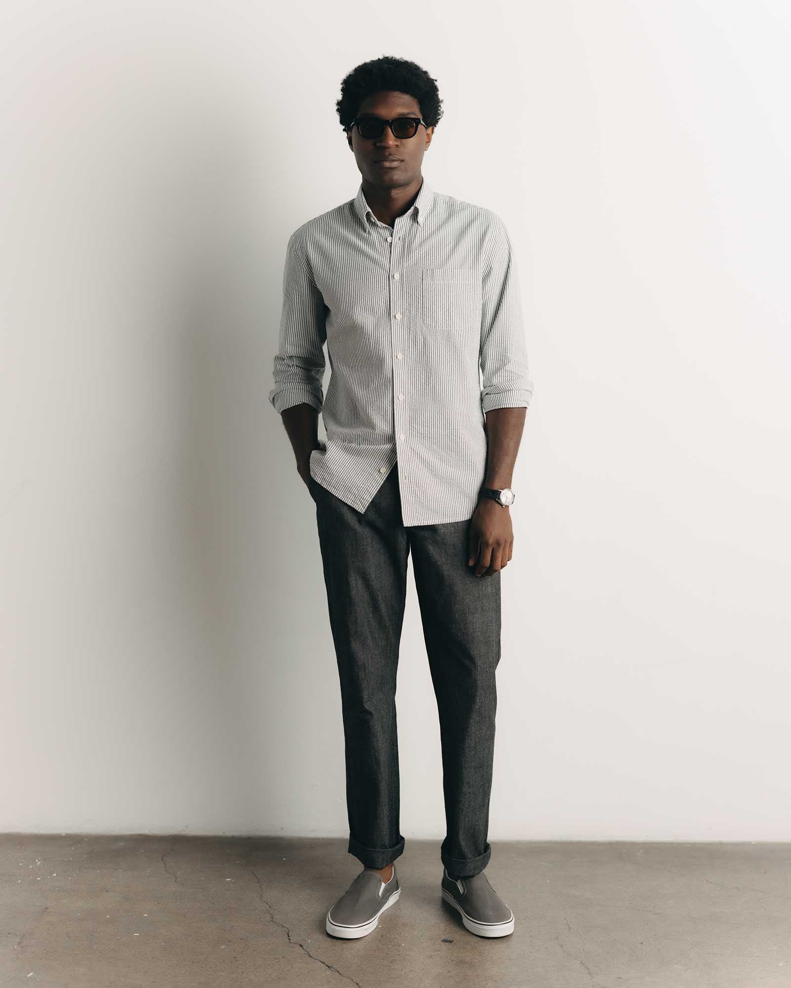 The Easy Pant in Black Indigo Chambray - Image 2