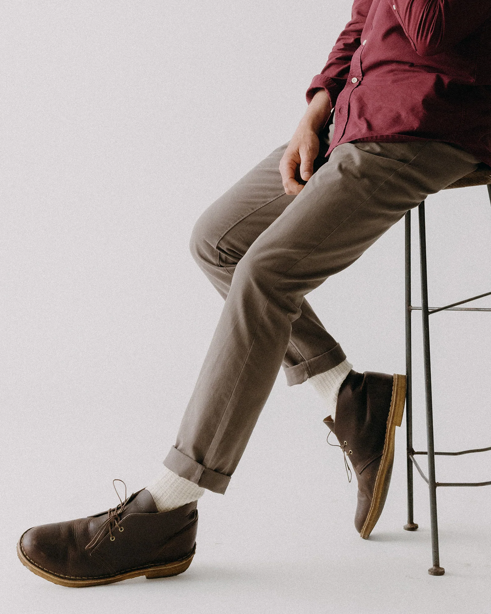 The Slim Foundation Pant in Organic Espresso - Image 2